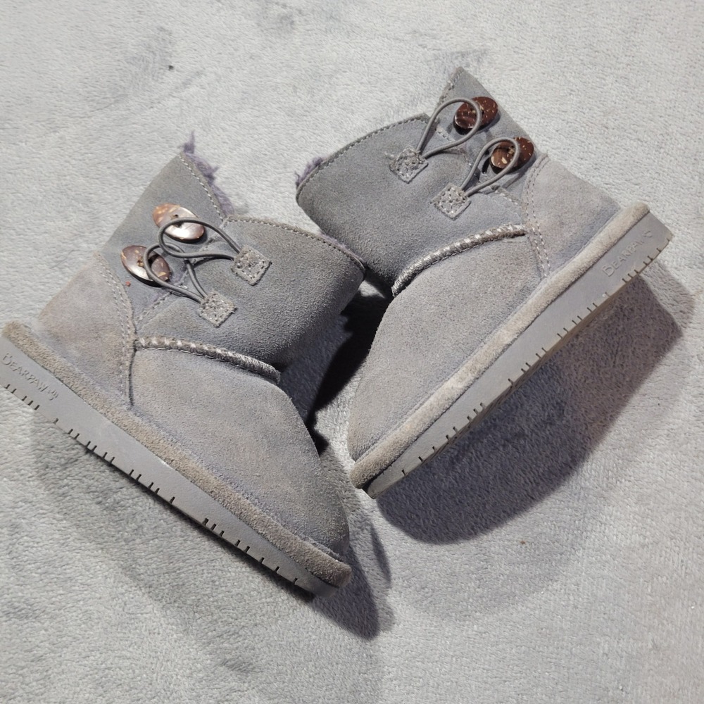 Bearpaw Abigail Boots Toddler Size 8 Gray Suede Sheepskin Winter Toggle Shoes